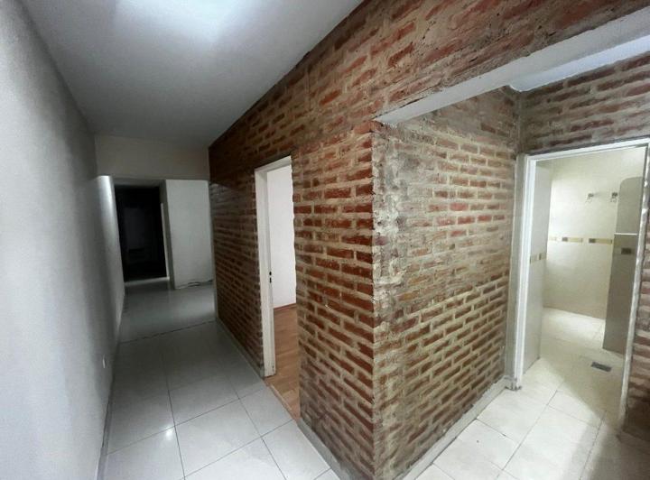 ALQUILER DE CASA- APTO COMERCIAL 5