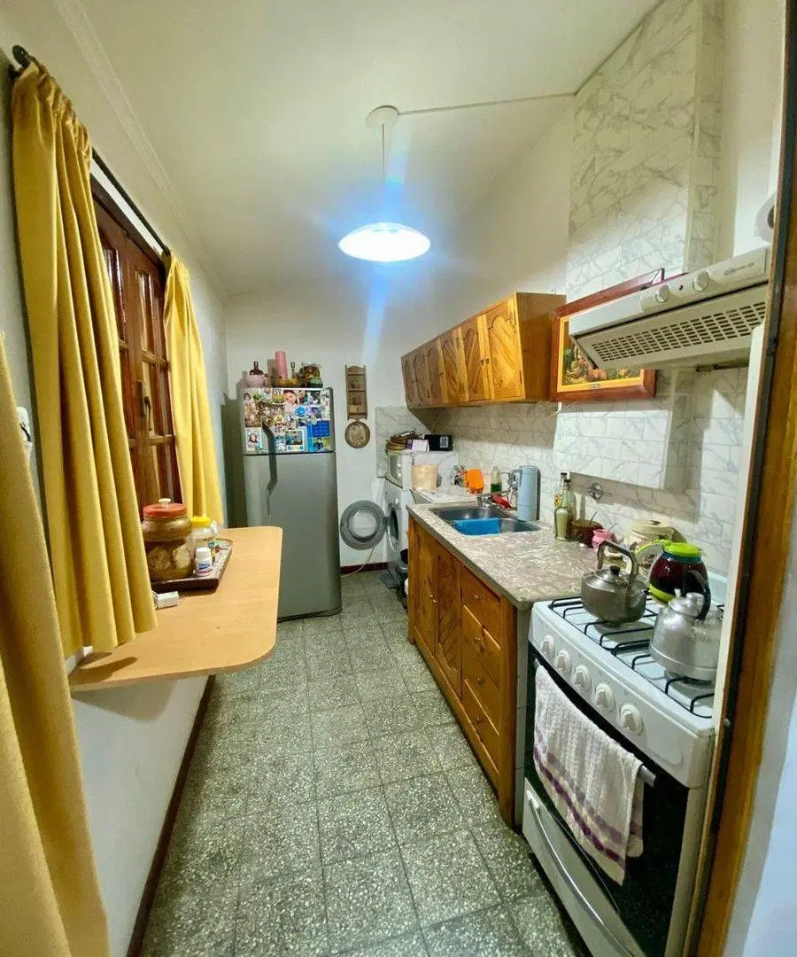 CASA 3 DORMITORIOS- CENTENARIO 3