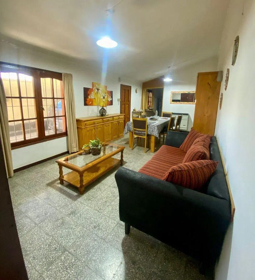 CASA 3 DORMITORIOS- CENTENARIO 5