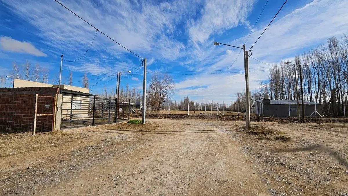 TERRENO EN VENTA B° VENEZIA PLOTTIER 2