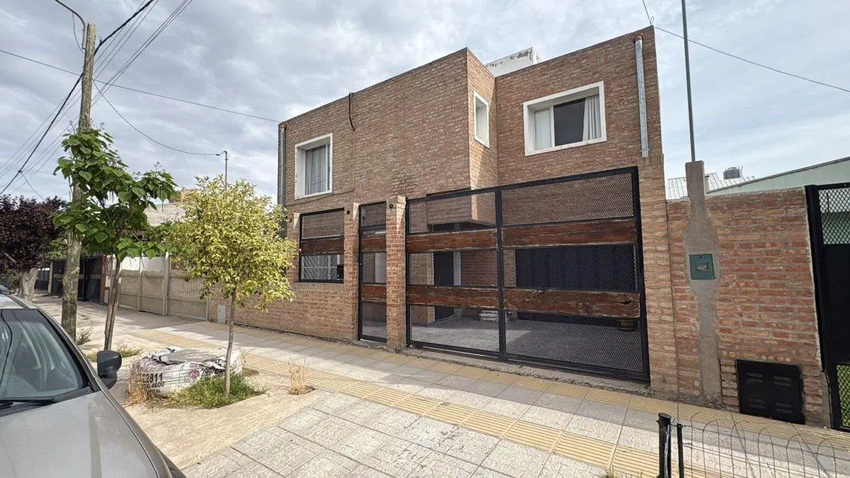 ALQUILER CASA 3 DORMITORIOS 2