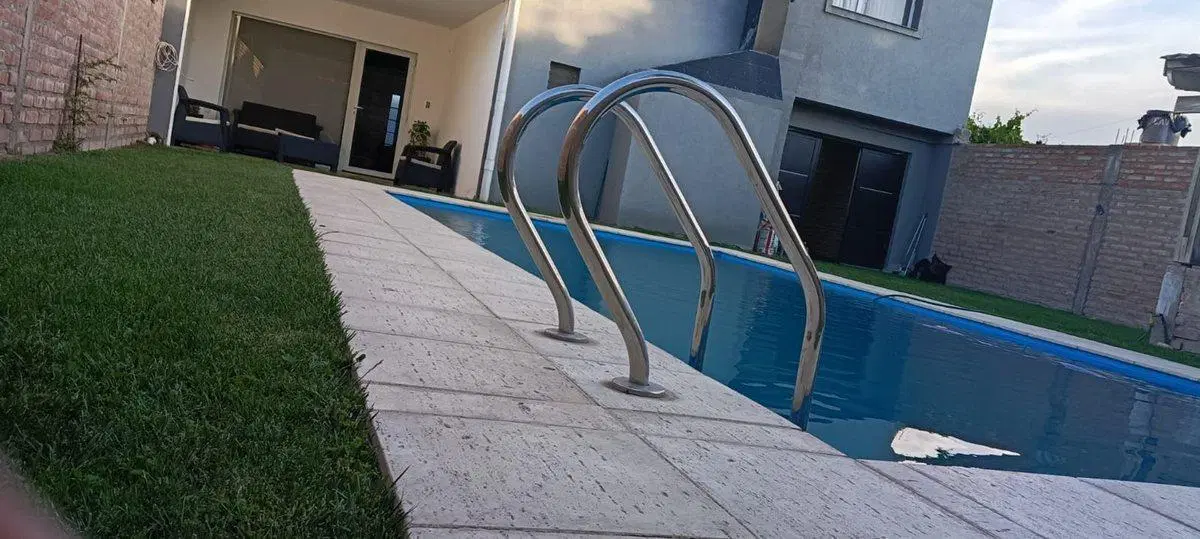 Venta Casa 4 dormis, garaje, piscina APTA CREDITO 4