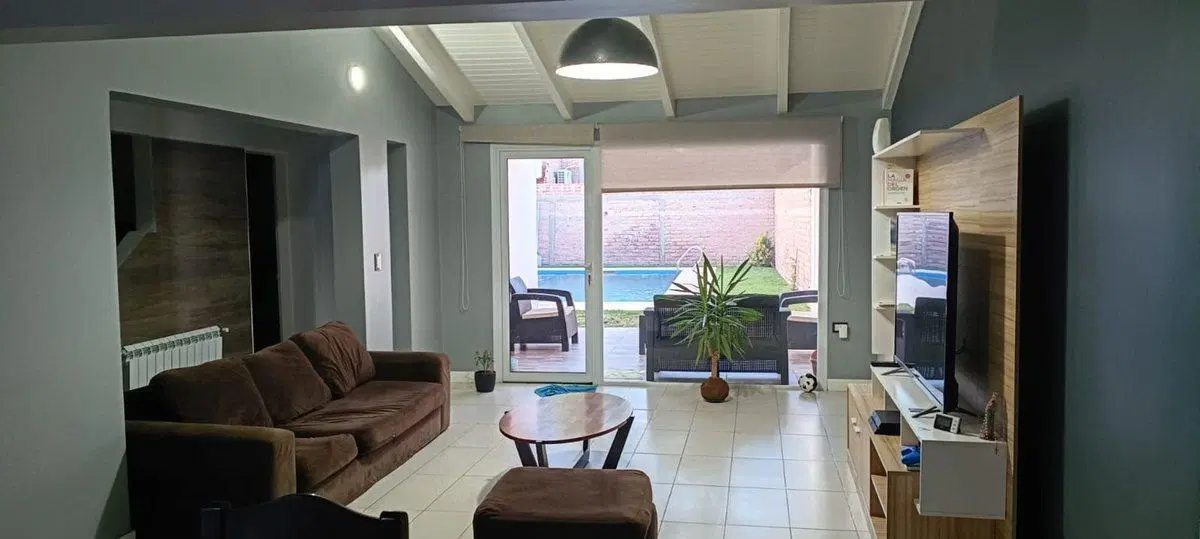 Venta Casa 4 dormis, garaje, piscina APTA CREDITO 5