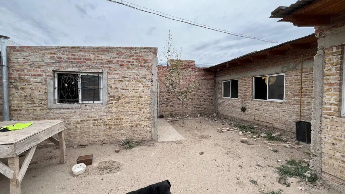 Casa en venta C200 Bis Apta Credito Roca 2