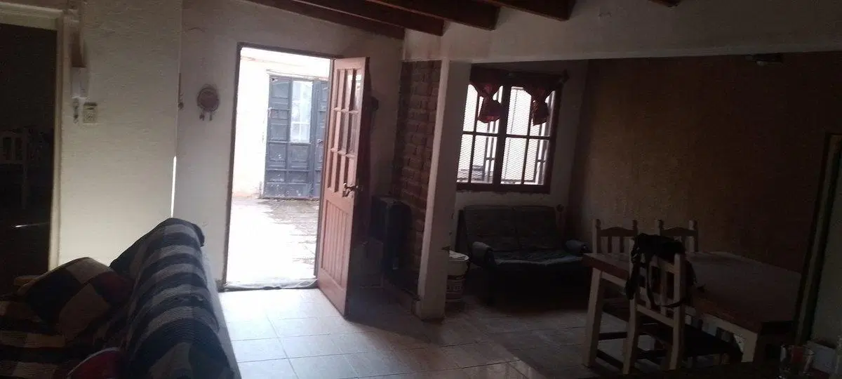Propiedad de 672 M2 en el centro de Cutral Co 4