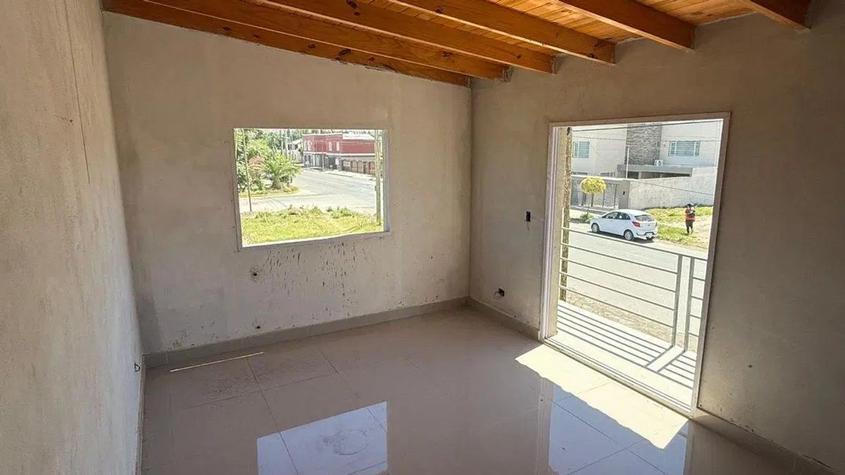 CASA A ESTRENAR EN VENTA 2 DORMITORIOS PLOTTIER 4