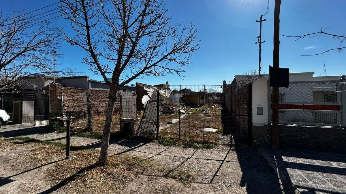 LOTE EN VENTA 300 m2 CIPOLLETTI 8
