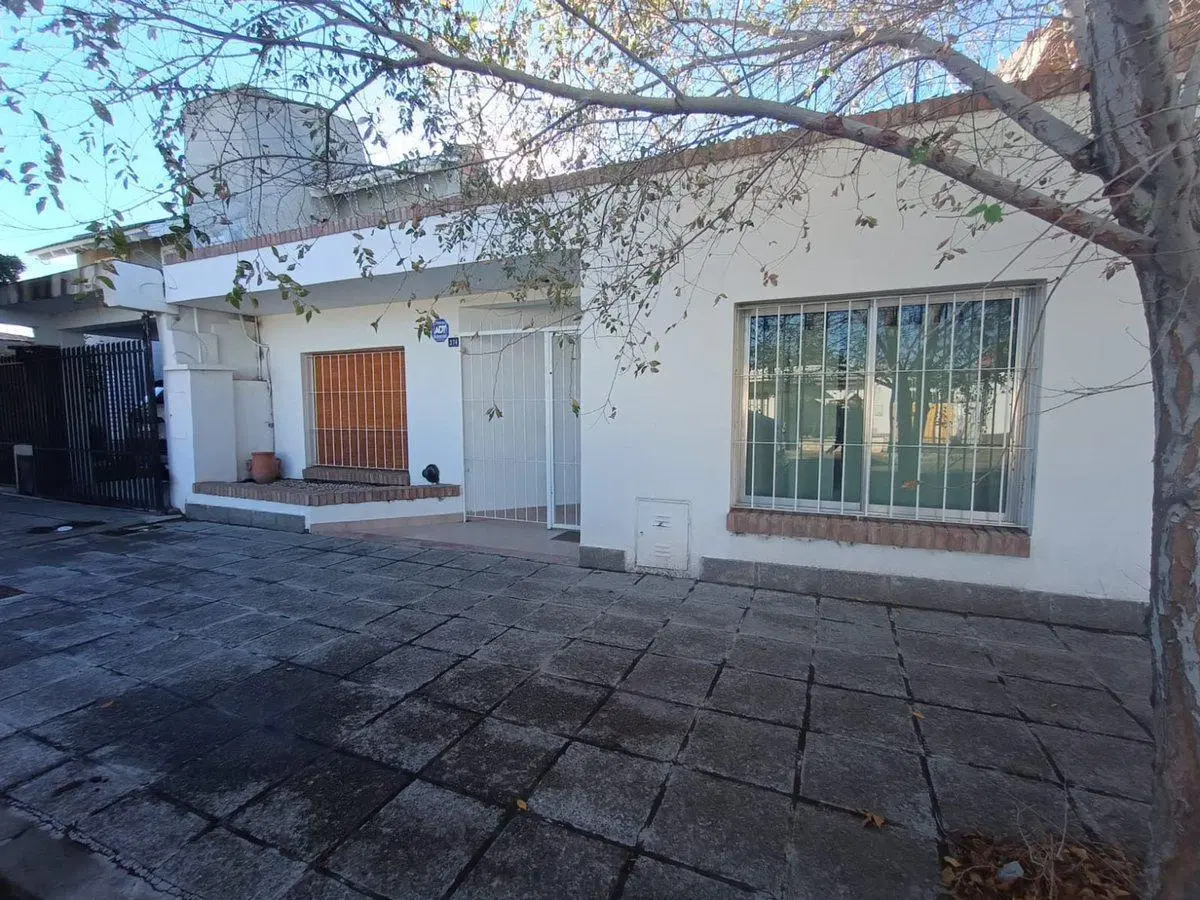 CASA EN VENTA 2 DORM - NEUQUÉN apta CREDITO 3