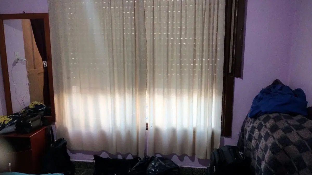 En Venta Casa Pequeña con Galpón 2