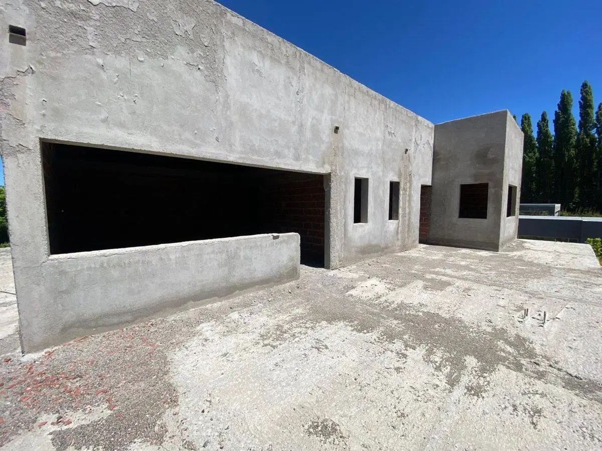 VENTA DE CASA B° SANTA RITA PLOTTIER NQN 8