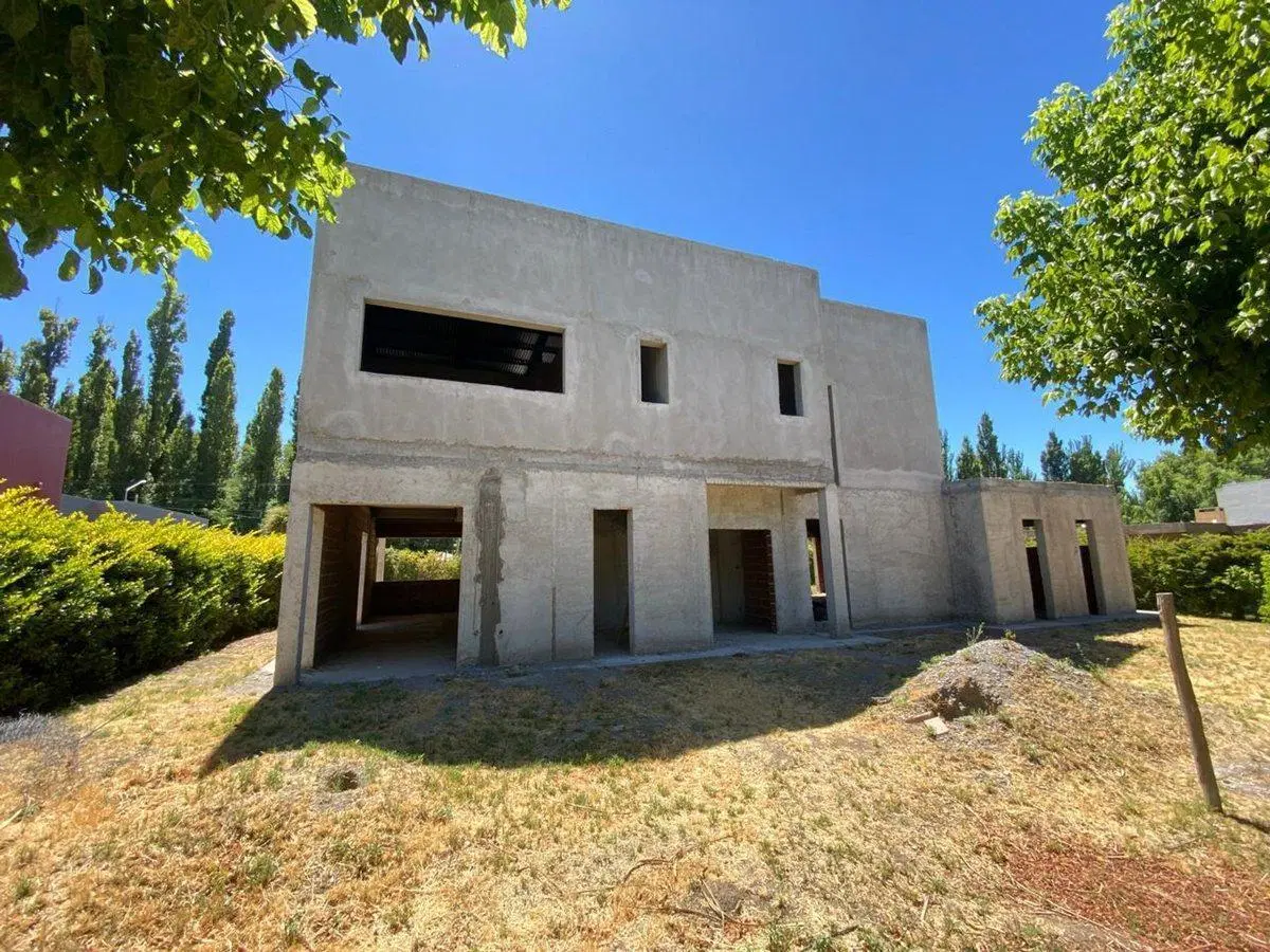VENTA DE CASA B° SANTA RITA PLOTTIER NQN 4