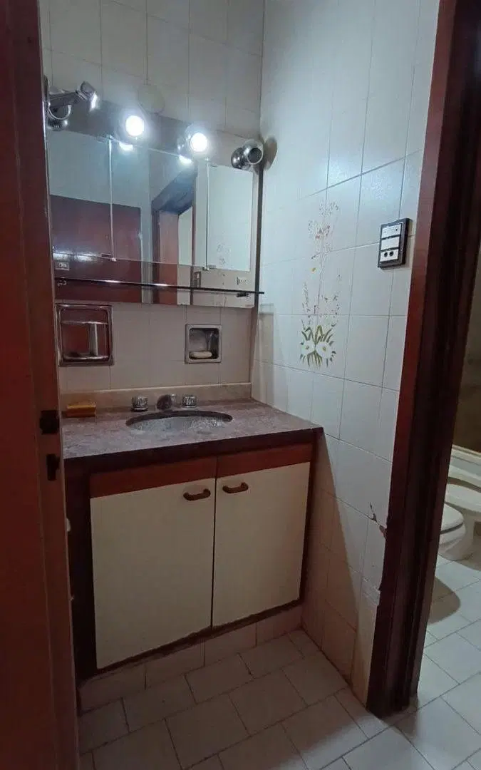 ALQUILER CASA 3 DORM - CENTRO DE PLOTTIER 3