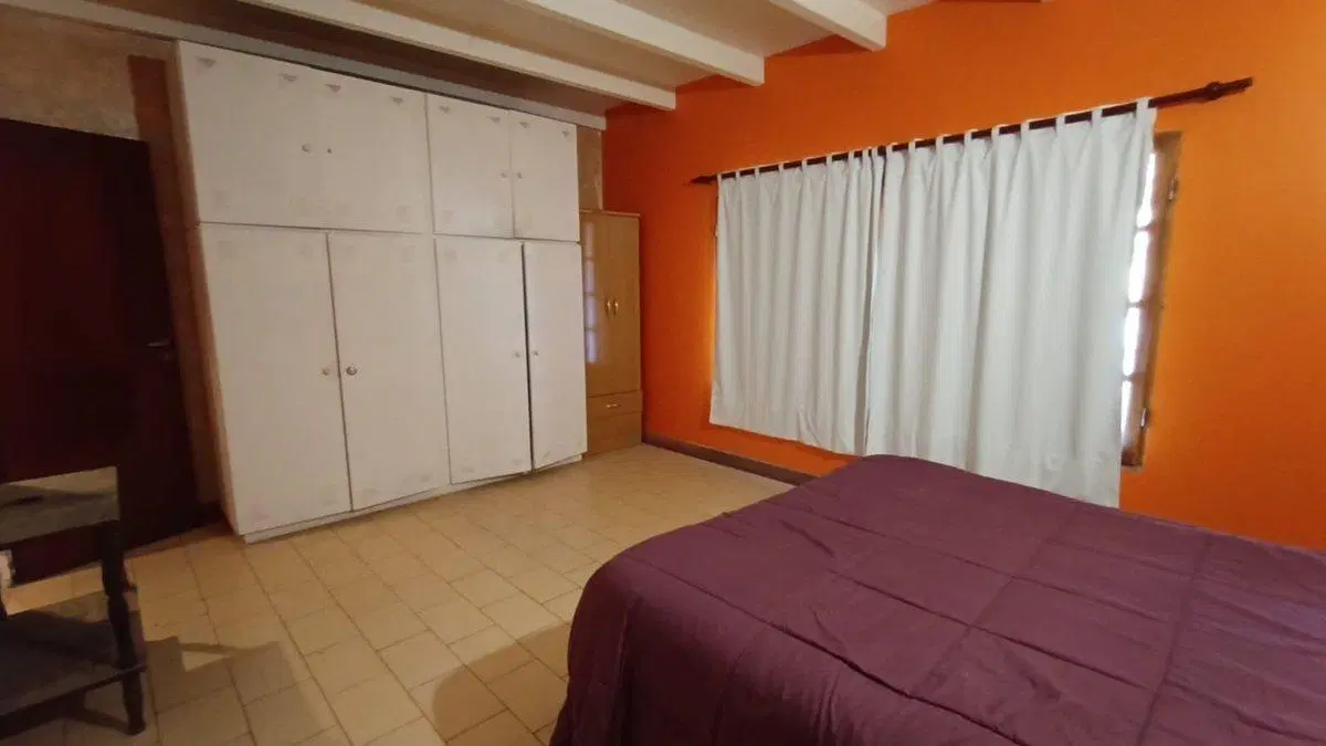ALQUILER CASA 3 DORM - CENTRO DE PLOTTIER 4