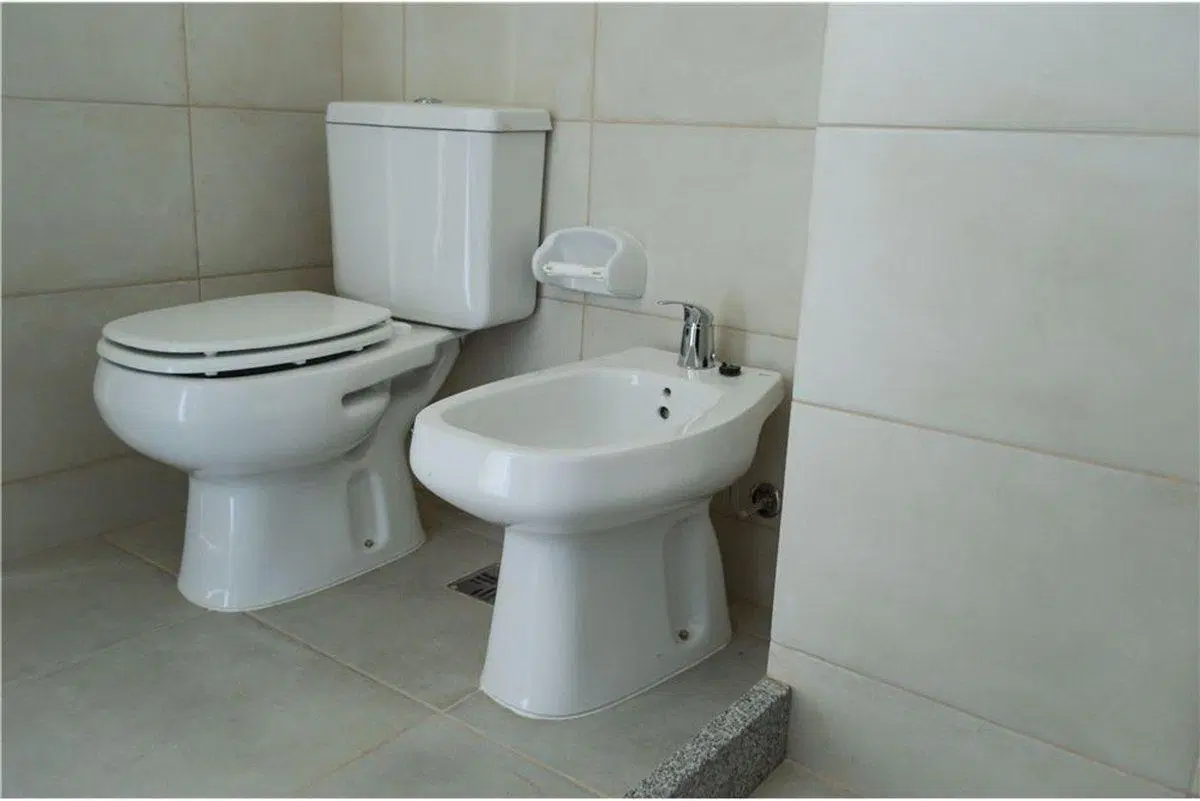 VENTA CASAS 2 DORM. LA FALDA, CIPOLLETTI 5