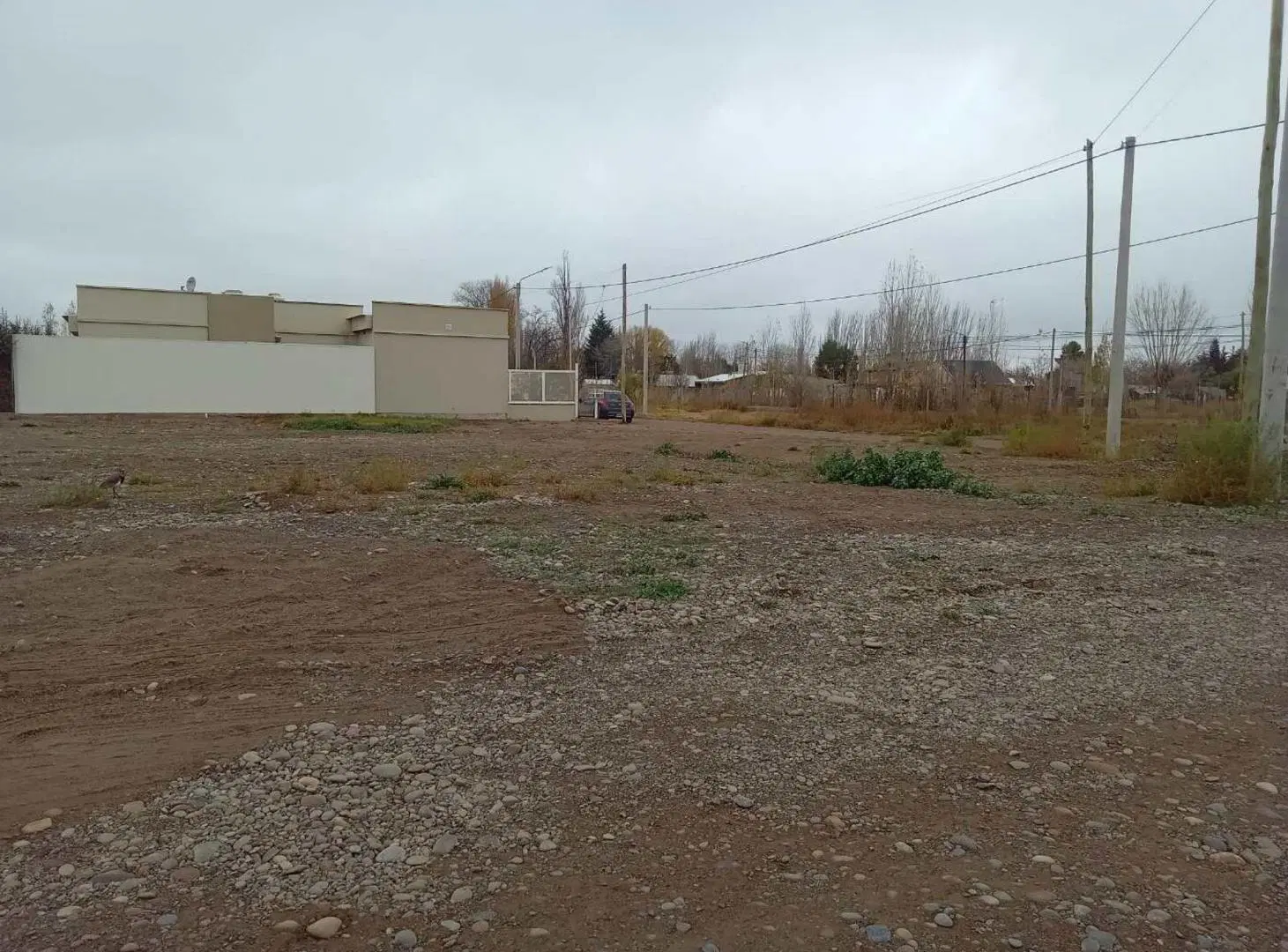 Venta de lote en esquina en barrio la casona 2 5