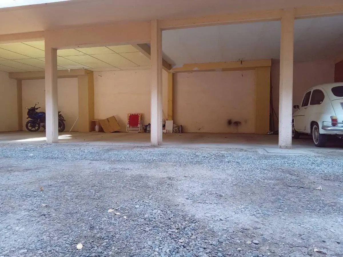 COCHERA EN VENTA EN CALLE RIOJA CASI DR RAMON 4