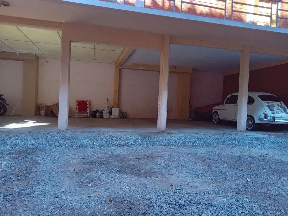 COCHERA EN VENTA EN CALLE RIOJA CASI DR RAMON 8
