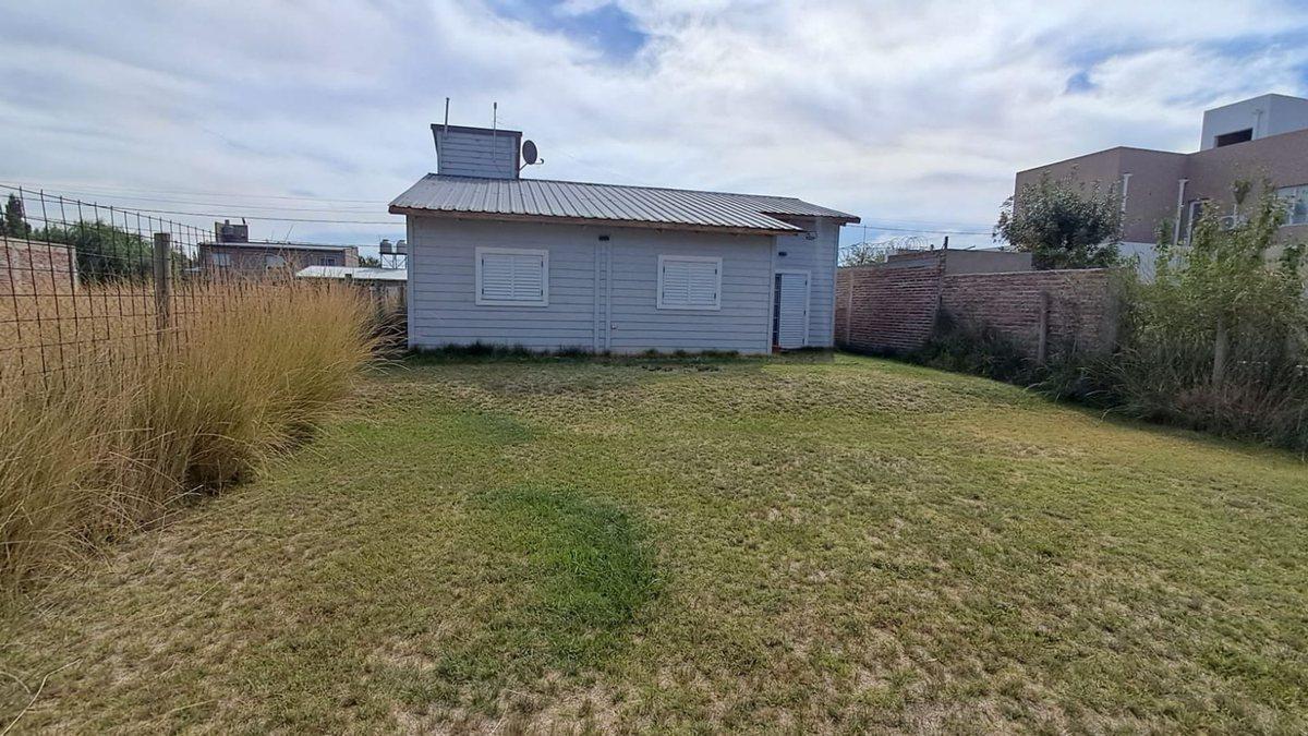 VENTA | CASA 2 DORM | B° ALTOS DE CNEA | PLOTTIER