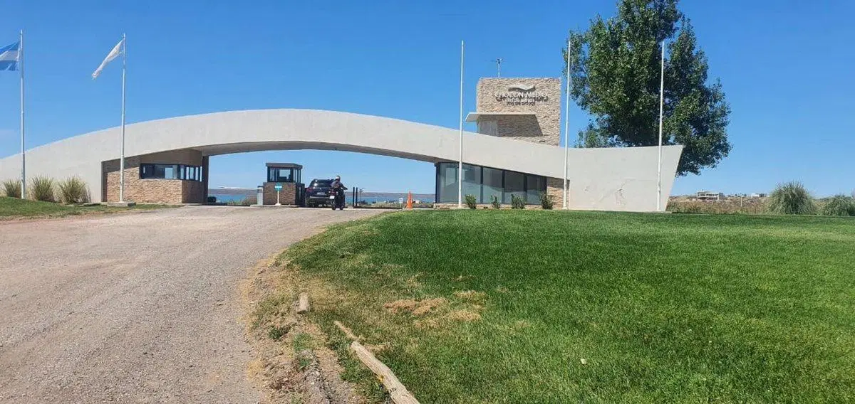 TERRENO EN VENTA - CHOCON MEDIO ETAPA MEDANOS 3