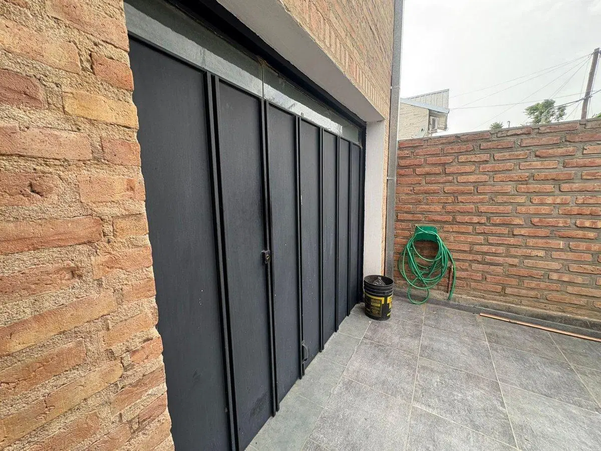 ALQUILER CASA 3 DORMITORIOS 4