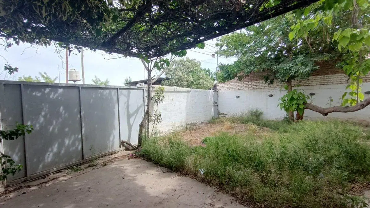VENTA CASA EN PH 4 DORM  - APTA CRÉDITO - PLOTTIER 2