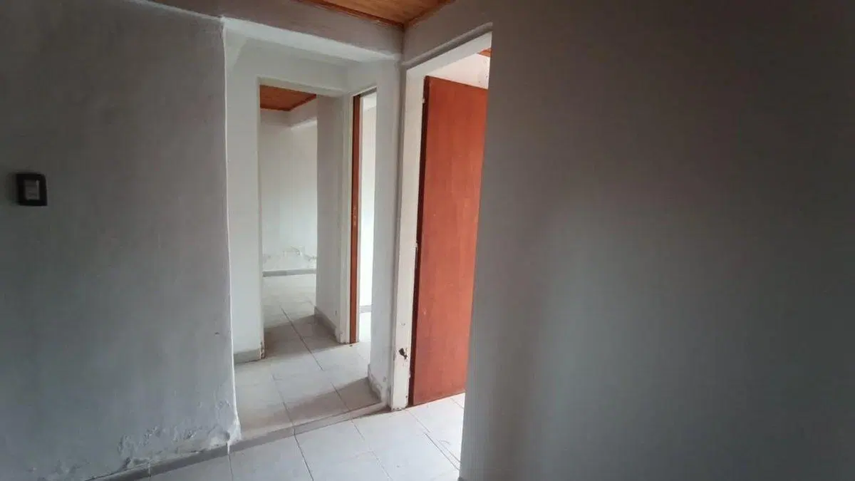 VENTA CASA EN PH 4 DORM  - APTA CRÉDITO - PLOTTIER 3