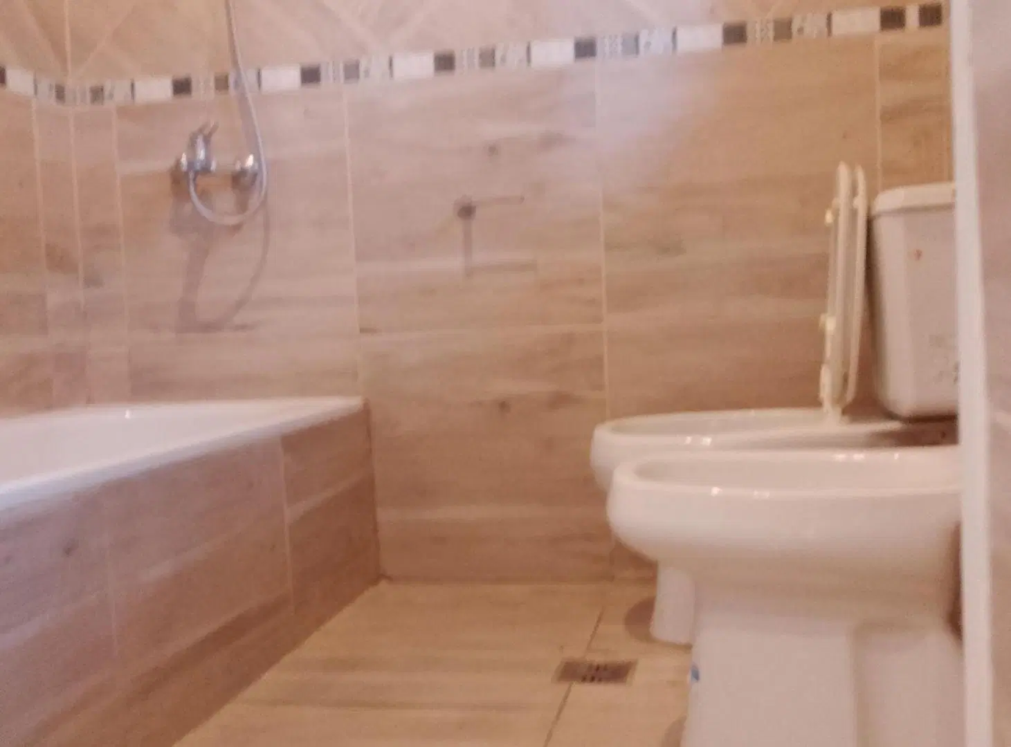 ALQUILER CASA, BATILANA 482, PLOTTIER 2