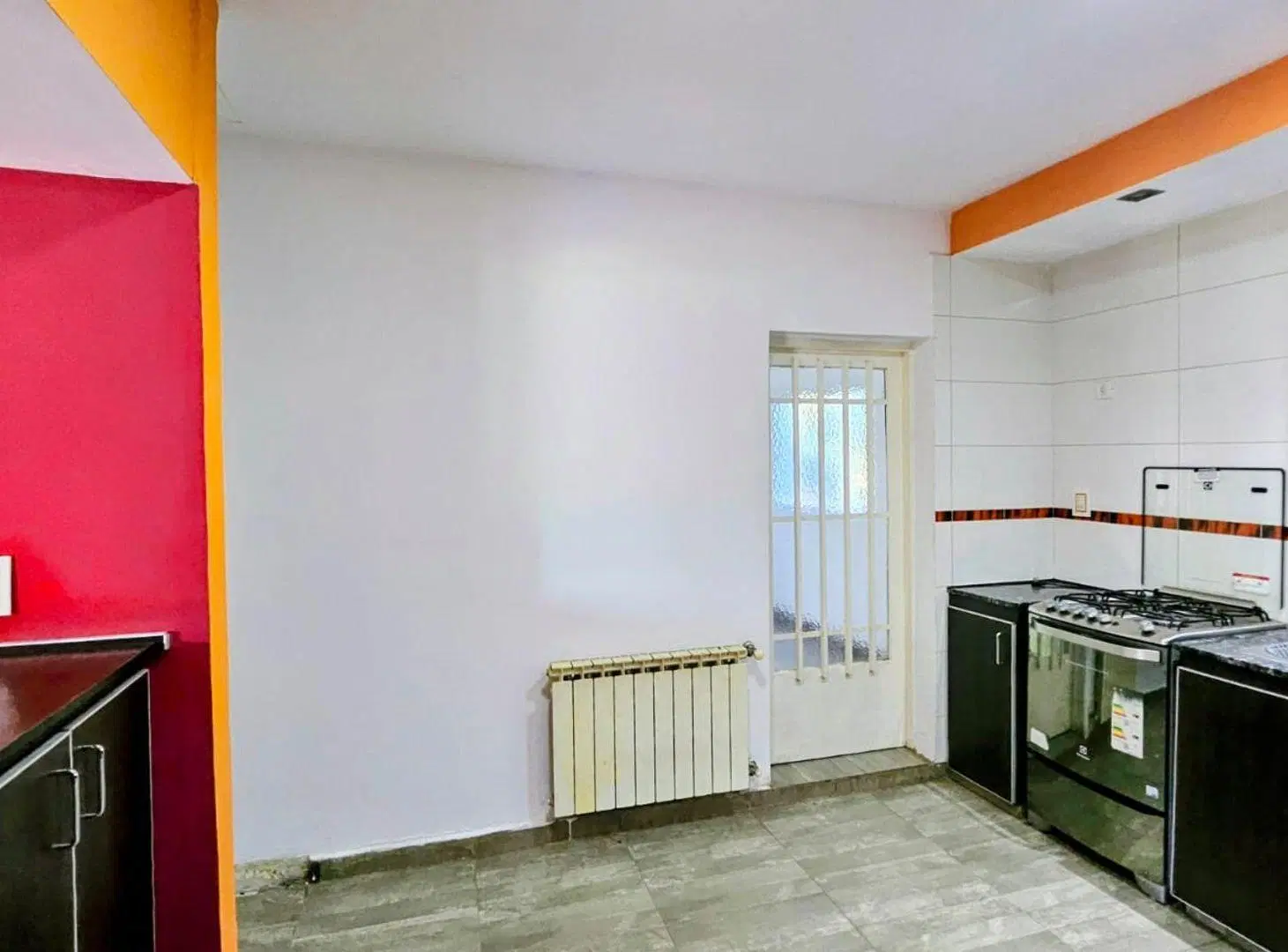 ALQUILER CASA QUINTA DE 4 HABITACIONES - PLOTTIER 4
