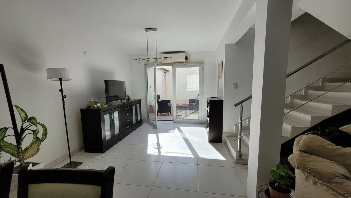 VENTA CASA 3 DORMITORIOS - PICKER 3873, NEUQUÉN 2