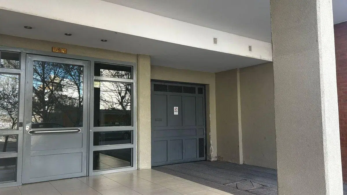 VENTA DE DEPARTAMENTO DOS DORMITORIOS, NEUQUEN 5