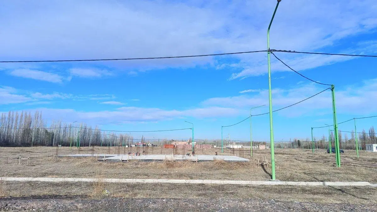 TERRENO CON PLATEA EN VENTA - LOTEO EMANUEL 1 2