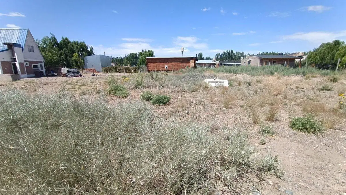 TERRENO EN VENTA BARRIO LAS BRISAS - PLOTTIER 5