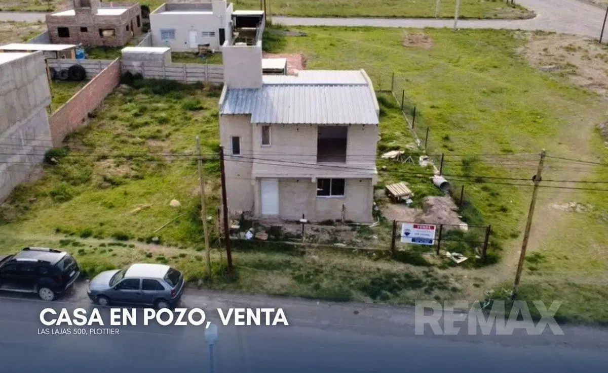 CASA A ESTRENAR EN VENTA 2 DORMITORIOS PLOTTIER 3