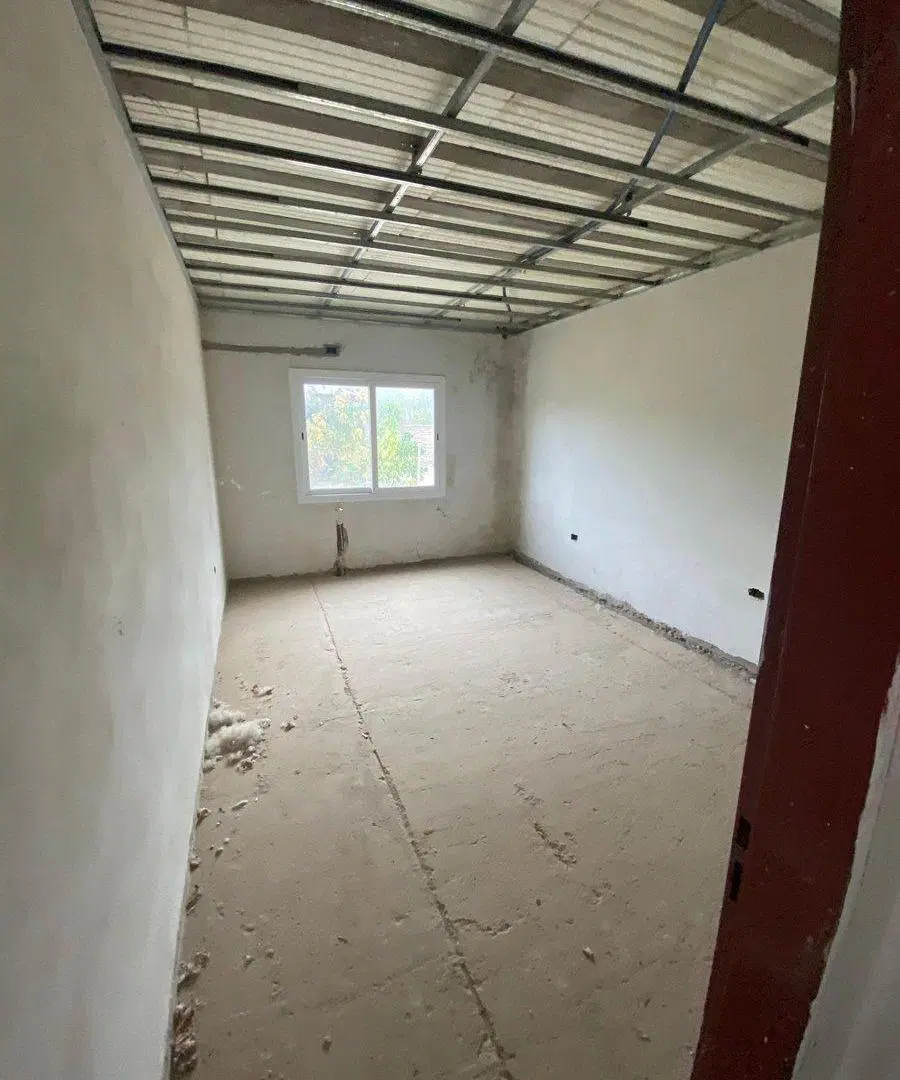 CASA EN CONSTRUCCION 4
