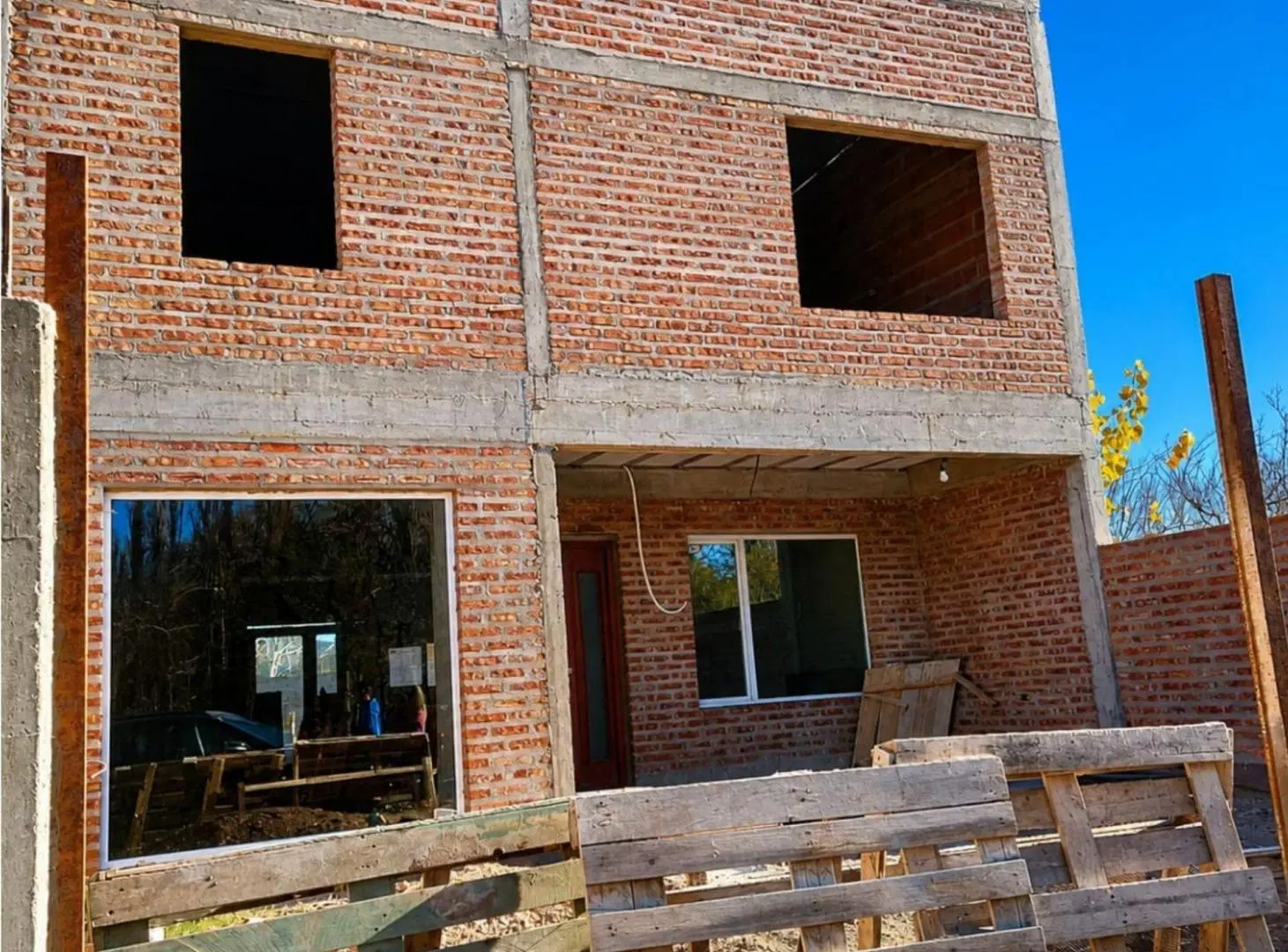 OPORTUNIDAD. CASA EN CONSTRUCCION VENTA 8