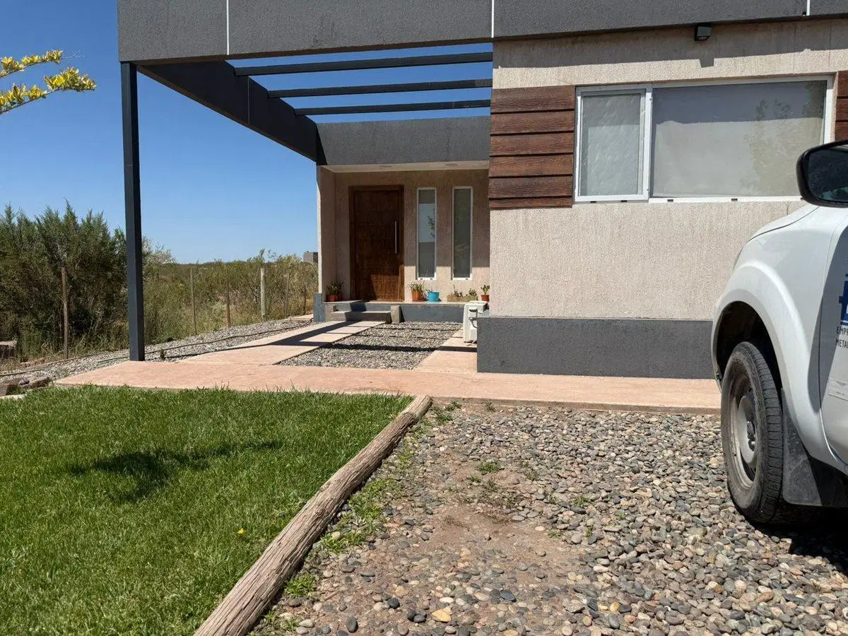 VENTA DE CASA AMOBLADA, CHOCON MEDIO 2