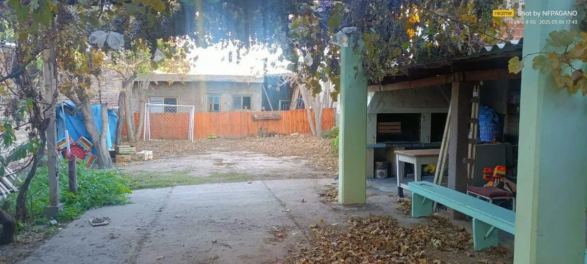 VENTA DE CASA A REFACCIONAR EN TERRENO DE 400MT2 8
