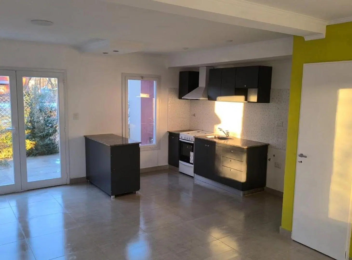 ALQUILER MODERNO DUPLEX | PLOTTIER 8
