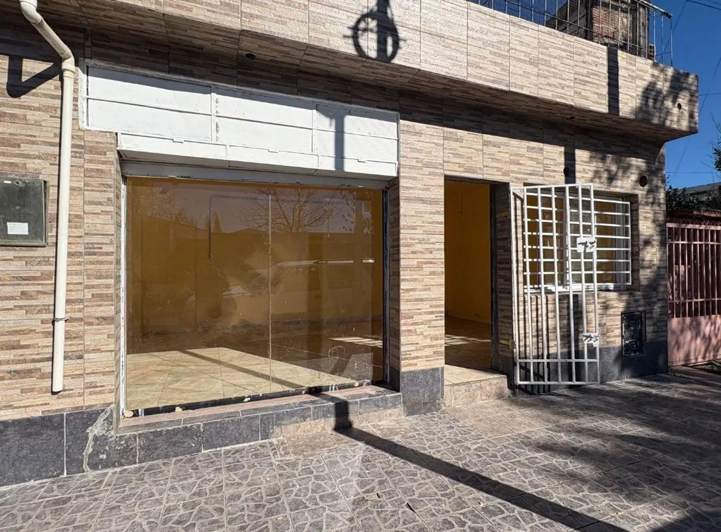 LOCAL COMERCIAL SOBRE RUTA EN ALQUILER 5