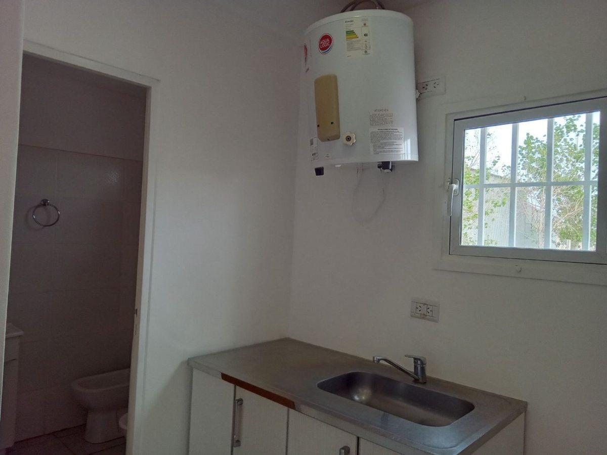 Foto de ALQUILER PREDIO INDUSTRIAL CON GALPON Y OFICINAS, imagen 4