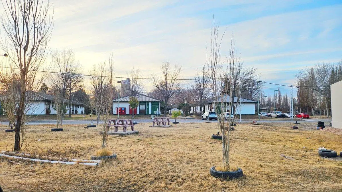 TERRENO EN VENTA CON PLATEA Y CIMENTACIÓN 8