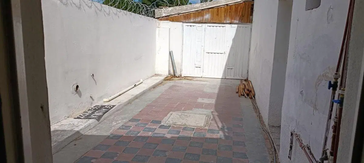 Casa + depto + local comercial Centro Cutral Co 5