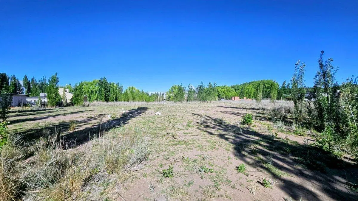 TERRENO AMPLIO APTO DESARROLLO - RESIDENCIAL 2