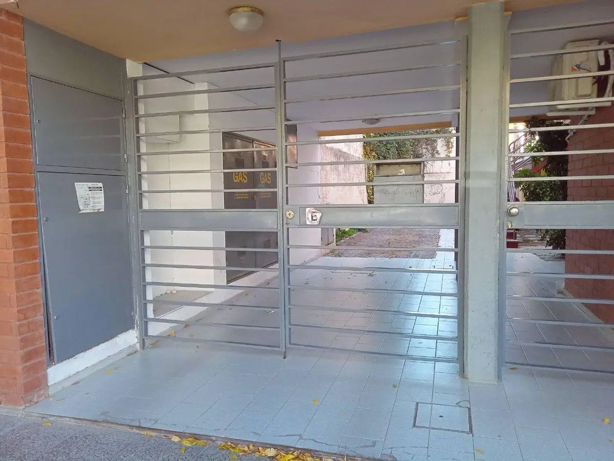 COCHERA EN VENTA EN CALLE RIOJA CASI DR RAMON 5