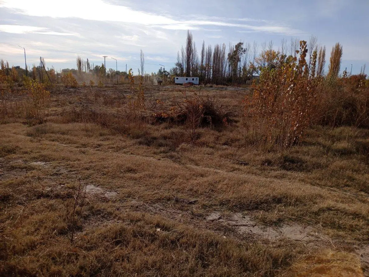 Venta de terreno de 1028,04 en Fernandez Oro 7