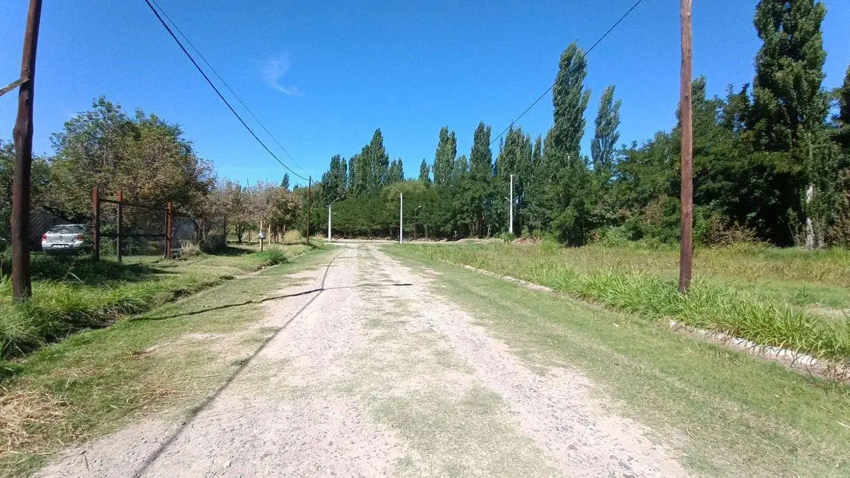 TERRENO EN VENTA B° MANZANAR DE PLOTTIER -PLOTTIER 3