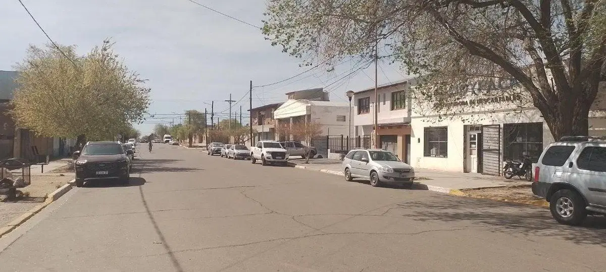 Propiedad de 672 M2 en el centro de Cutral Co 2