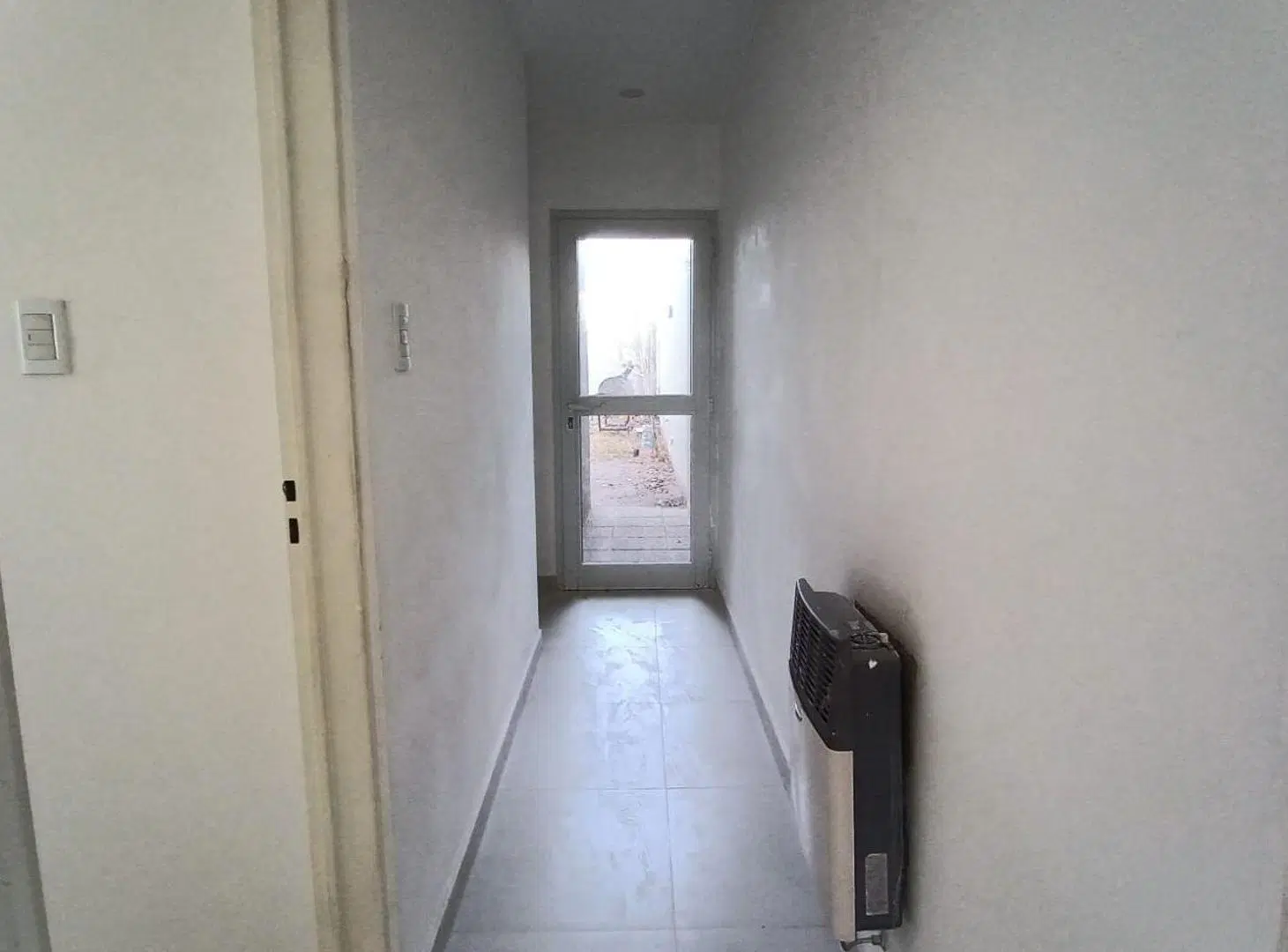 ALQUILER CASA 2 DORM - CINCO SOLES - PLOTTIER 8