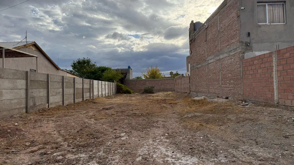 VENTA LOTE - B° PORTAL RIO COLORADO - PLOTTIER 2