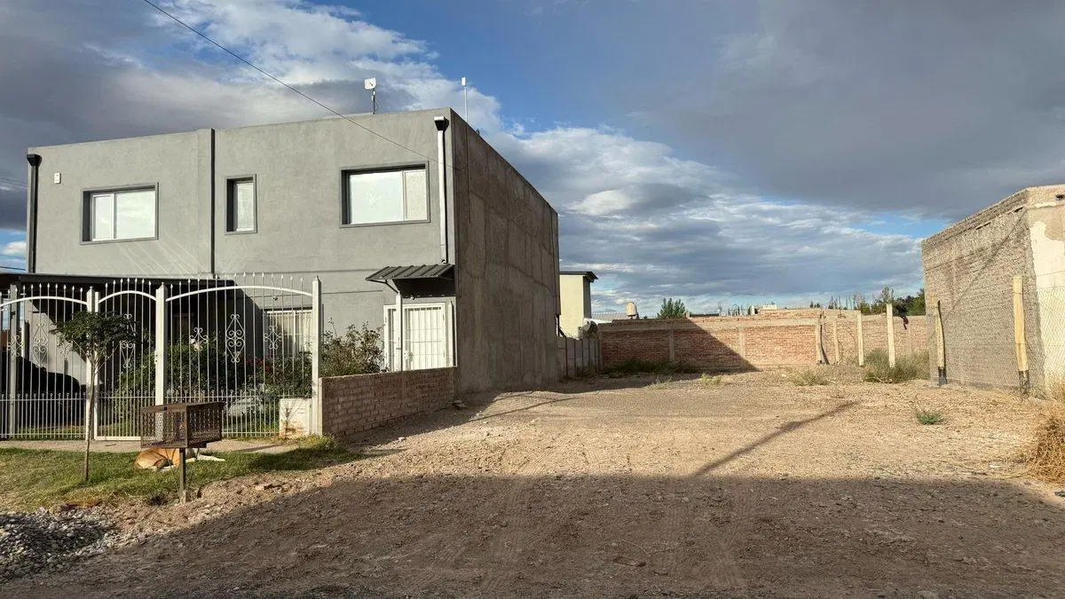 VENTA LOTE - B° PORTAL RIO COLORADO - PLOTTIER 4
